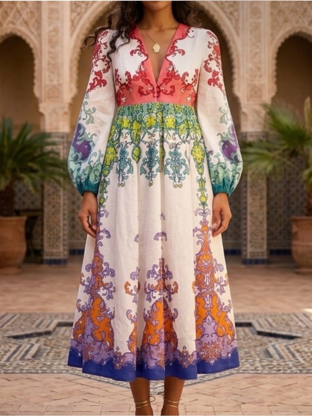 Beulah Bohemian Floral-Print Midi Dress
Multicolor Borders Small